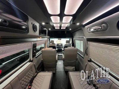 2025 Prime-Time SV Avenger RV — photo 23 view