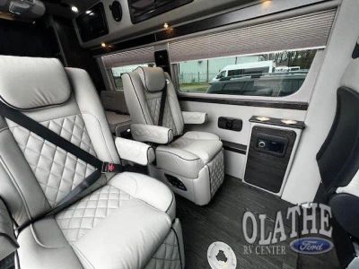 2025 Prime-Time SV Avenger RV — photo 29 view