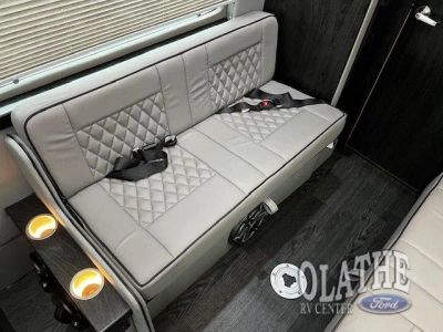 2025 Prime-Time SV Avenger RV — photo 10 view