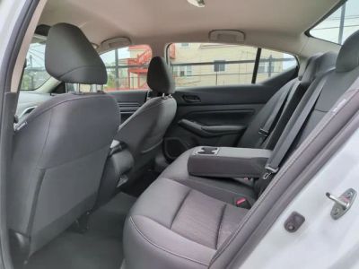 2025 Nissan Altima - Photo 10