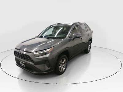 2022 Toyota RAV4 - Photo 3