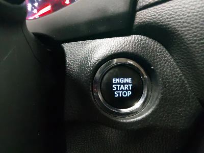 2022 Toyota RAV4 - Photo 17