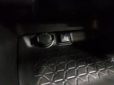 2022 Toyota RAV4 - Photo 18