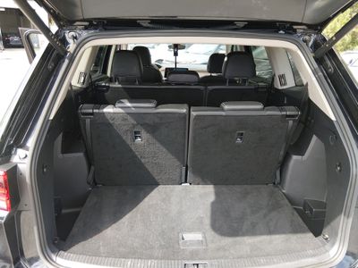 2025 Volkswagen Atlas — photo 11 view