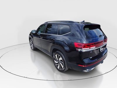 2025 Volkswagen Atlas — detail view