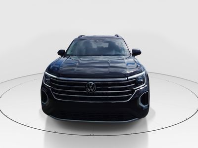 2025 Volkswagen Atlas — side profile view