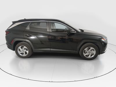 2024 Hyundai Tucson — photo 8 view