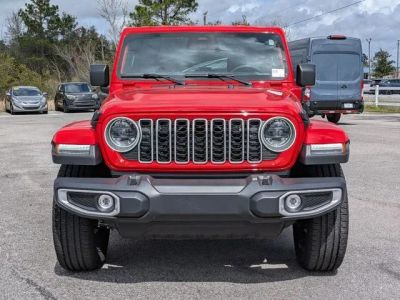 2025 Jeep Wrangler - Photo 8