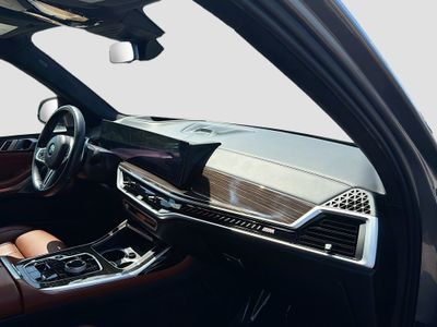 2023 BMW X7 - Photo 15