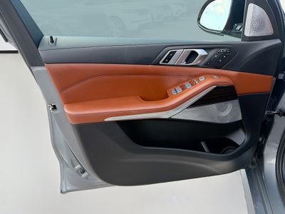 2023 BMW X7 - Photo 24