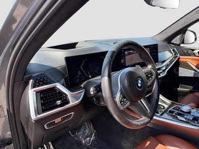 2023 BMW X7 - Photo 28