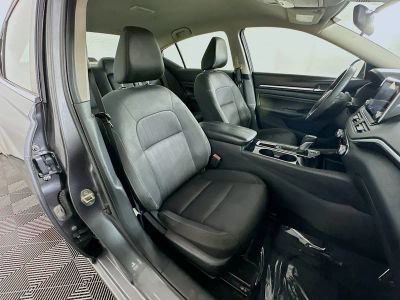 2021 Nissan Altima — photo 27 view