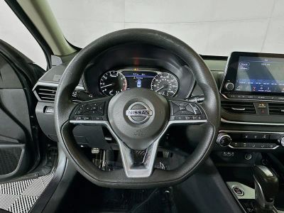 2021 Nissan Altima — photo 15 view