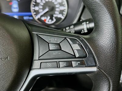 2021 Nissan Altima — photo 17 view
