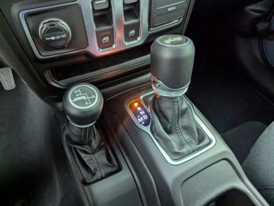 2026 Jeep Wrangler — photo 20 view
