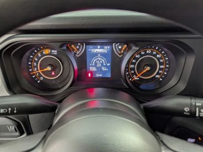 2026 Jeep Wrangler — photo 17 view