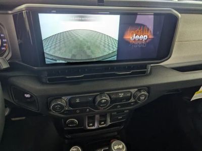 2026 Jeep Wrangler — photo 18 view