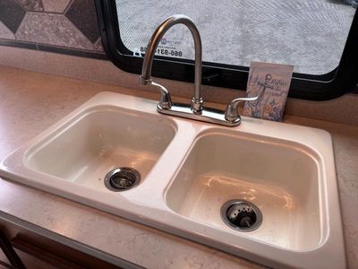 2017 Jayco Redhawk - Photo 21