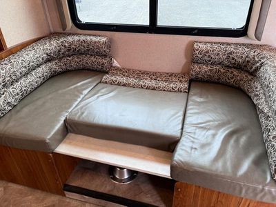2017 Jayco Redhawk - Photo 18
