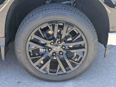2024 Chevrolet Silverado 1500 — photo 11 view