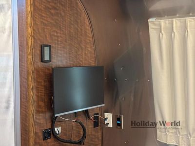 2025 Airstream Globetrotter - Photo 21