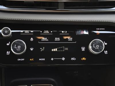 2026 INFINITI QX60 — photo 18 view