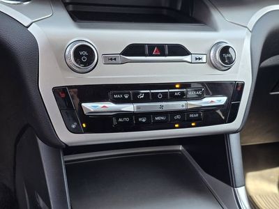 2022 Ford Explorer - Photo 20