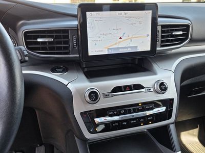 2022 Ford Explorer - Photo 9