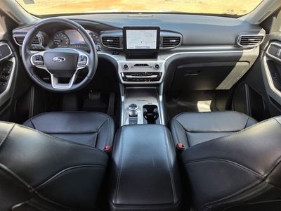 2022 Ford Explorer - Photo 8