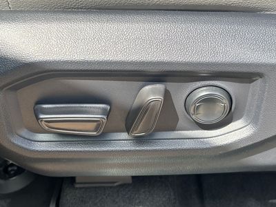 2026 Toyota Tundra — photo 10 view