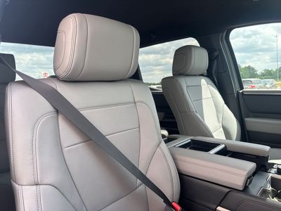 2026 Toyota Tundra — photo 18 view