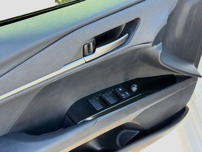 2025 Toyota Camry — photo 21 view
