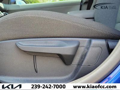 2025 Kia K4 — photo 17 view