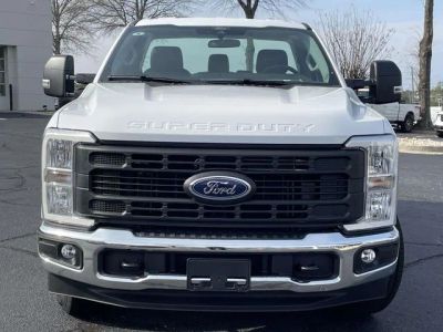 2026 Ford F-350SD — photo 23 view