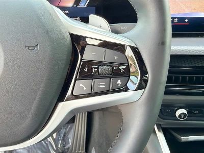 2025 BMW 3 Series — photo 38 view