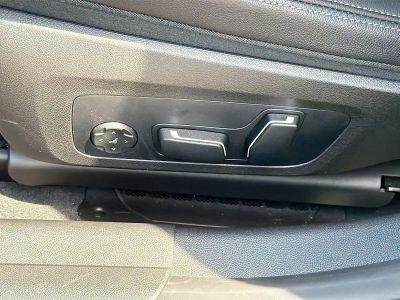 2025 BMW 3 Series — photo 25 view