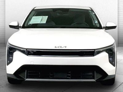 2025 Kia K4 — side profile view
