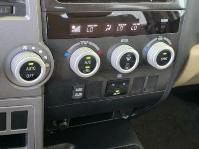 2012 Toyota Sequoia - Photo 21