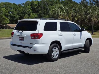 2012 Toyota Sequoia - Photo 5