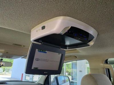 2012 Toyota Sequoia - Photo 13