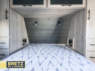 2026 Grand Design Imagine - Photo 14