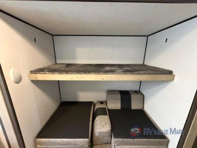 2021 Heartland Prowler — photo 18 view
