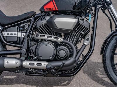 2025 Yamaha Bolt R-Spec - Photo 11