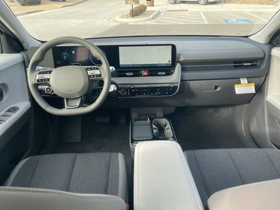 2026 Hyundai IONIQ 5 - Photo 14