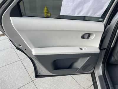 2026 Hyundai IONIQ 5 - Photo 15