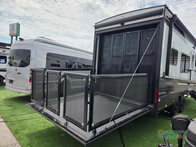 2027 Jayco Seismic - Photo 11