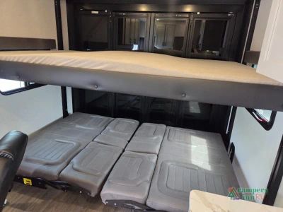 2027 Jayco Seismic - Photo 27