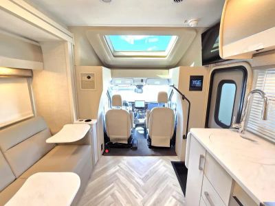 2026 Thor Motor Coach GEMINI - Photo 3