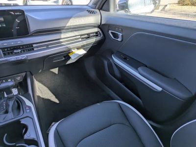 2025 Kia K4 — photo 16 view