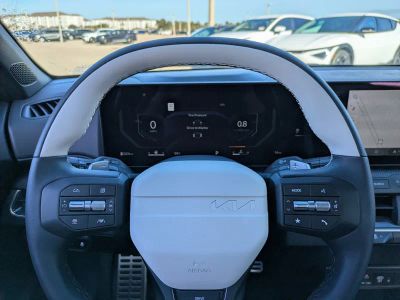 2025 Kia K4 — photo 24 view